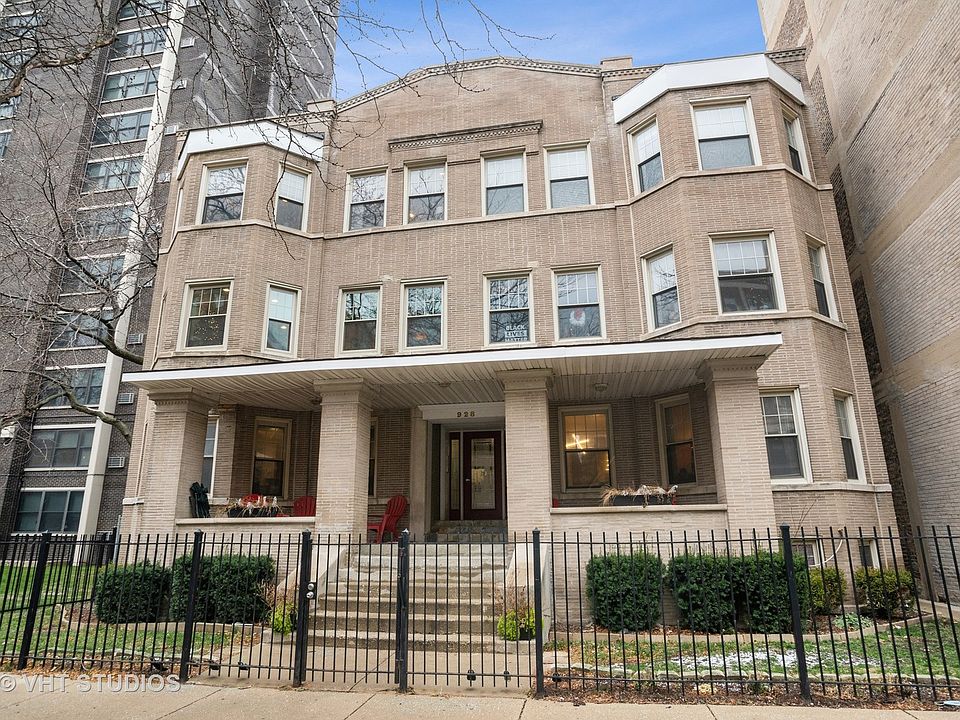 1st image of 928 W Eastwood Ave APT 3W