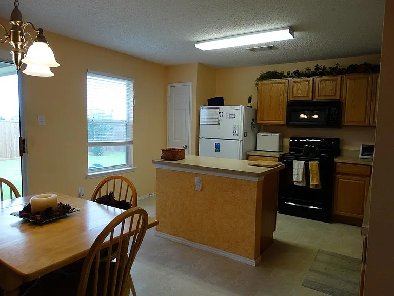 7109 Bountiful Grove Dr — Photo 6