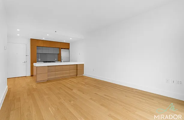 Rented by Mirador Real Estate | media 3