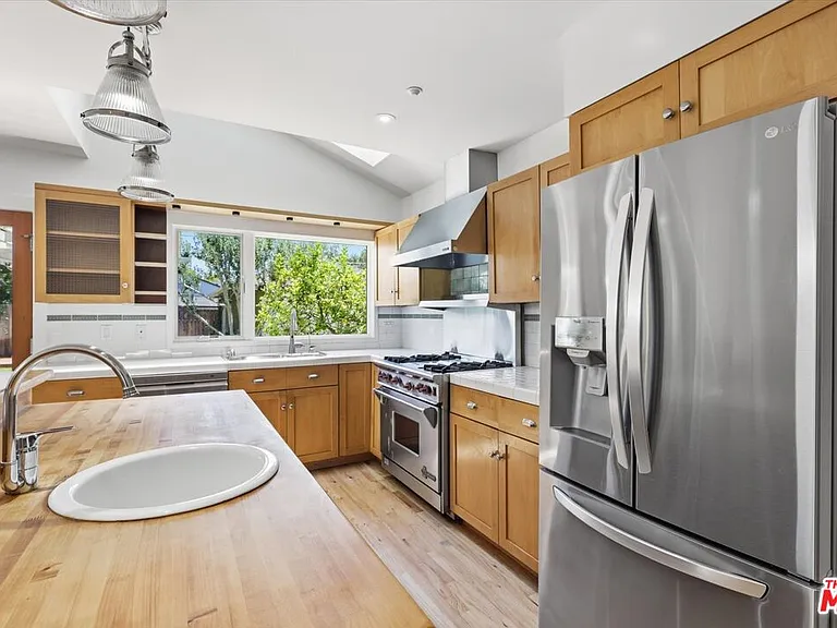 4164 Le Bourget Ave — Photo 13