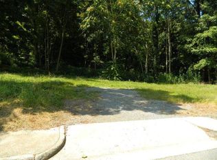 150 Cemetery St, Marion, VA 24354