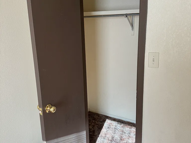 2210 Bex St — Photo 6