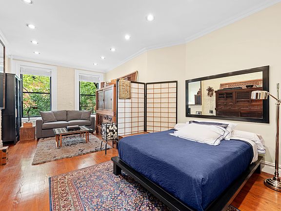 2nd image of 78 Charles St APT 3W