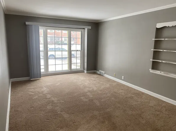 8131 W North Ave APT 4, Milwaukee, WI 53213