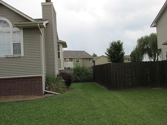 4th image of 2714 N Rushwood Dr