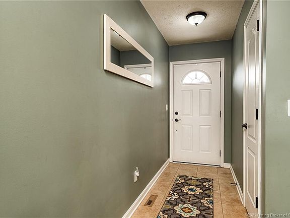 4th image of 12307 Nina Ct