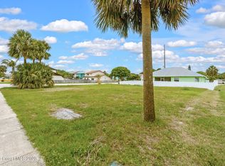325 Corona Ave, Cocoa Beach, FL 32931