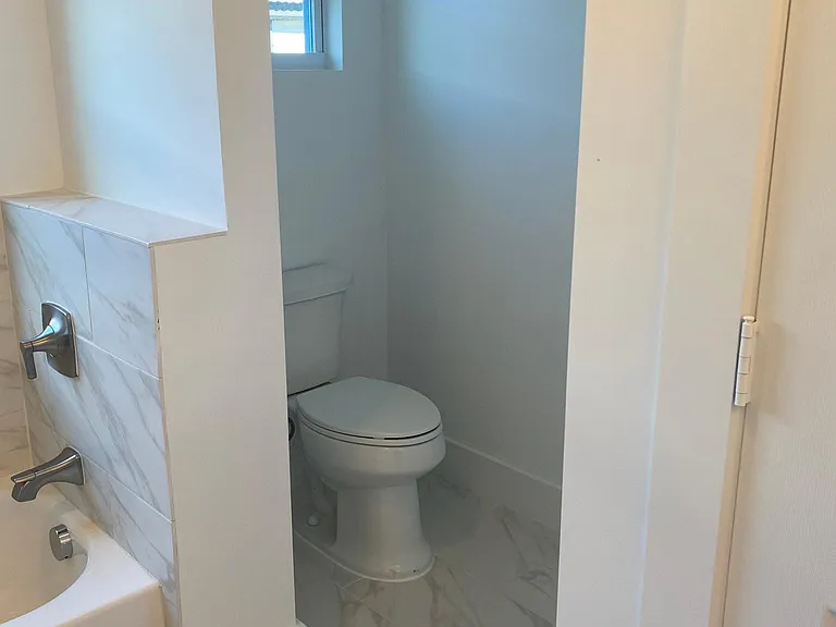 2825 SW Feroe Ave — Photo 10