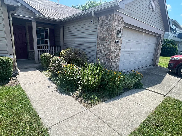 Oakview Dr — Photo 14