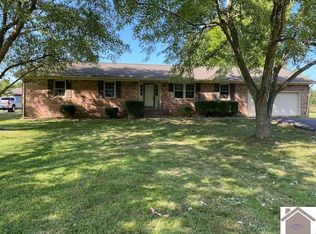 335 Bell Ln, Paducah, KY 42003