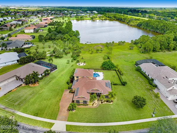 3527 Province Dr, Melbourne, FL 32934
