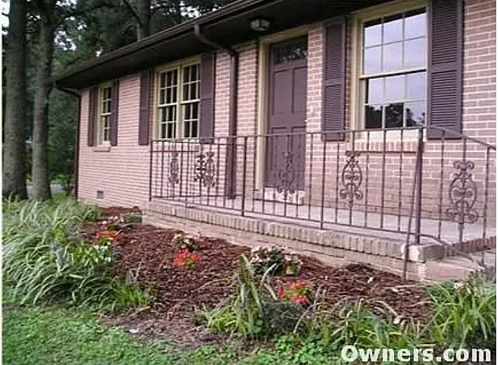 Building Photo - 4000 Dolly Ridge Rd