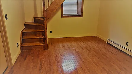 Rented by R New York
