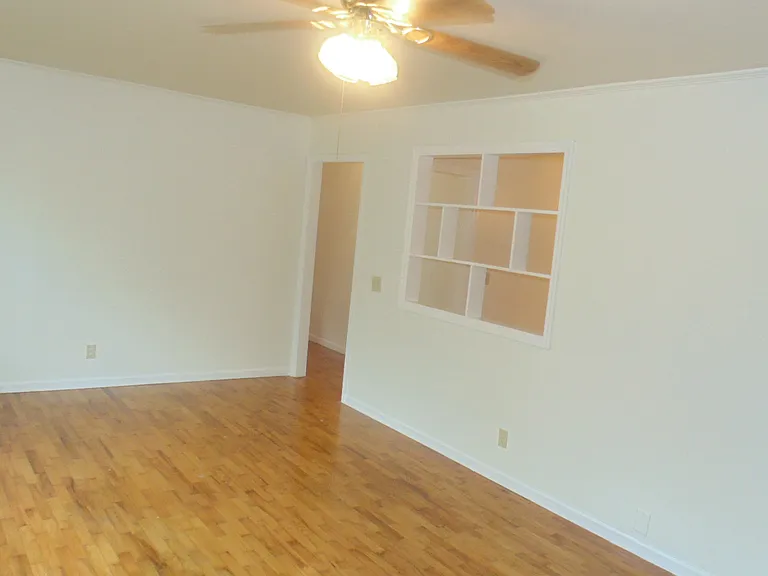 108A Stanton Ln — Photo 2