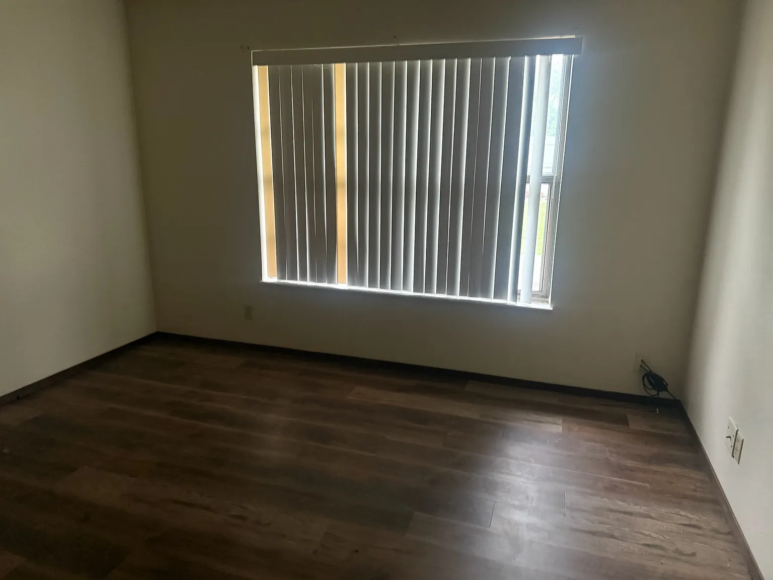 2 bed, $875 — Photo 1
