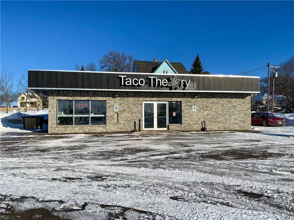407 Lake Ave E, Ladysmith, WI 54848