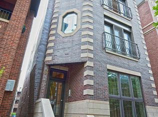 846 W Buckingham Pl APT 1, Chicago, IL 60657