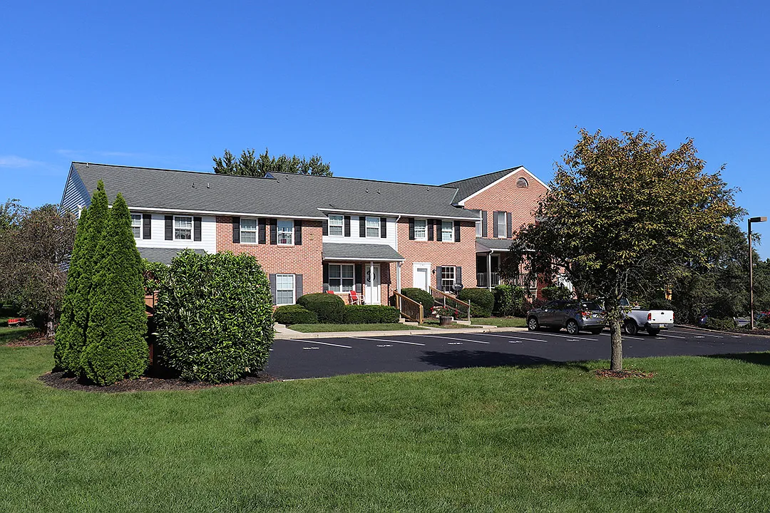 Belair Townhomes — Photo 4