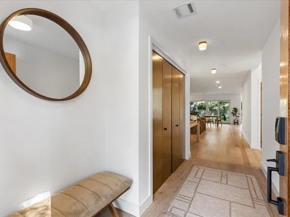 87 Harris Rd, Princeton, NJ 08540
