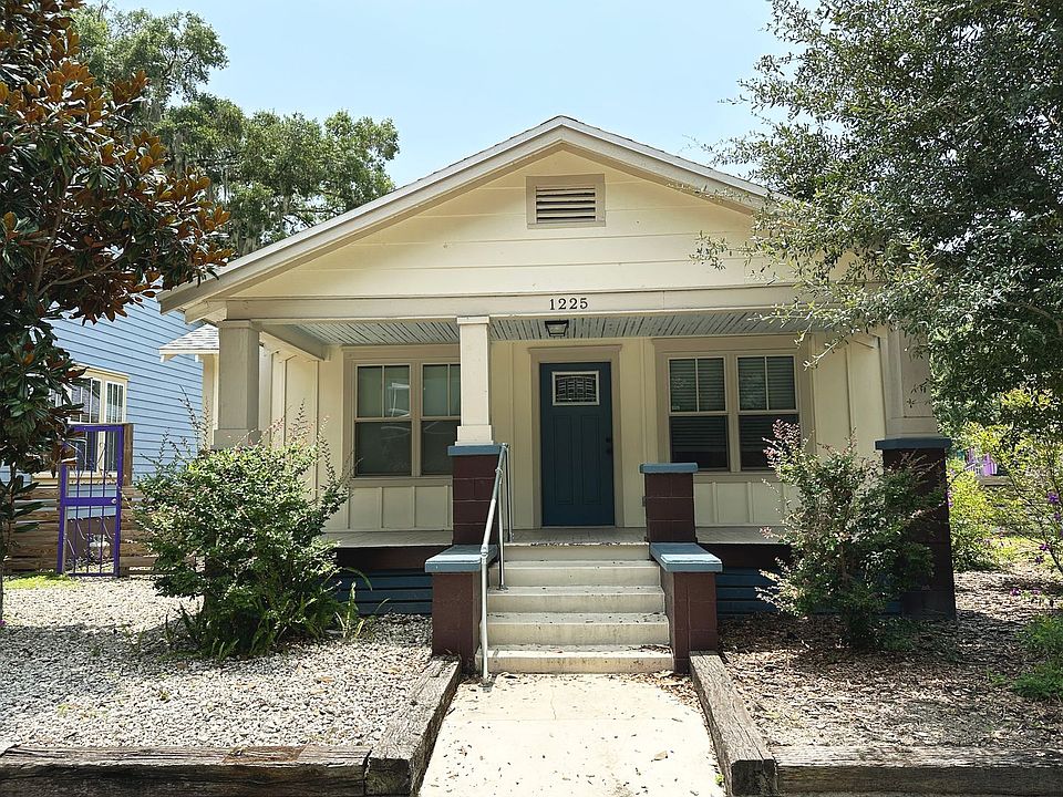 1st image of 1225 NW 7th Ave
