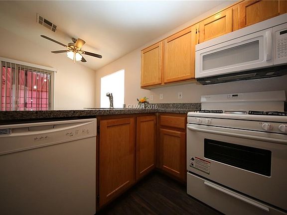 4th image of 1800 Crystal Gem St