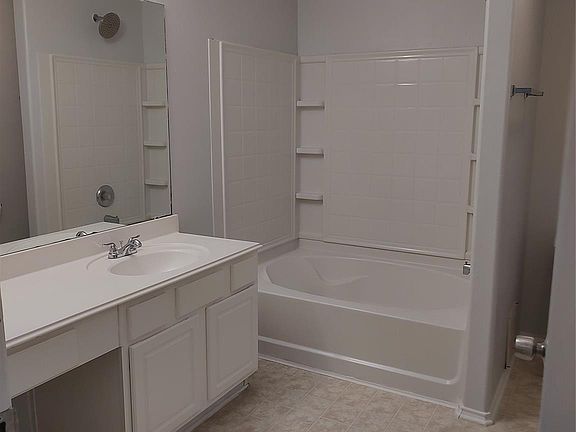 5th image of 12618 Roxdale Ridge Dr