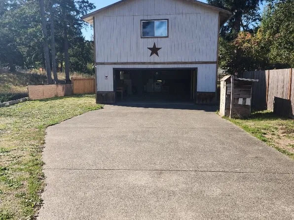25102 32nd Avenue E, Spanaway, WA 98387