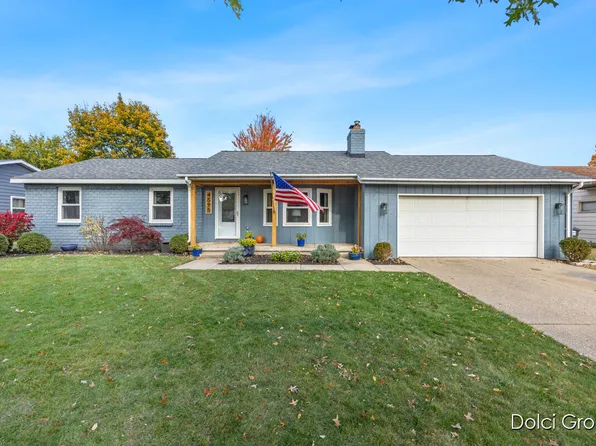 4595 Redwing Ct SW, Grandville, MI 49418