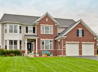 11111 Fitzgerald Ln, Huntley, IL 60142
