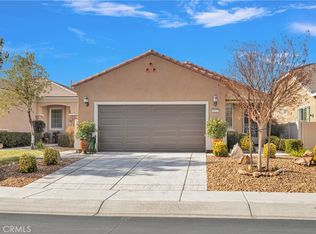 10032 Peachtree Rd, Apple Valley, CA 92308