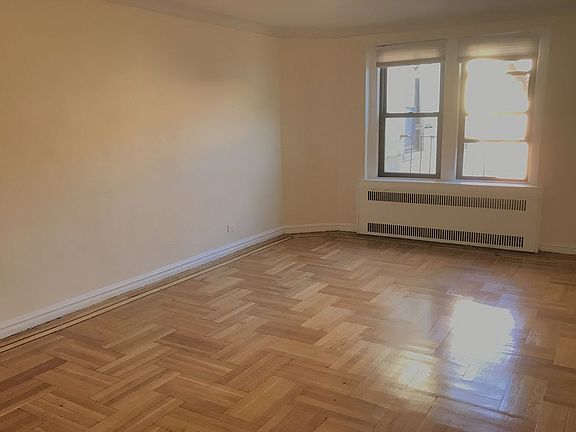 5th image of 4129 41st St APT 6D