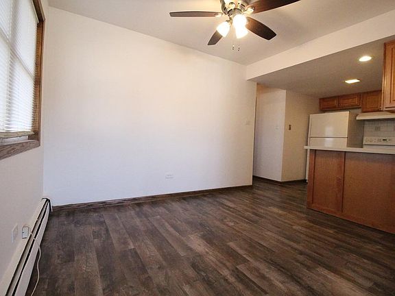 5th image of 2707 W 123rd St #2E