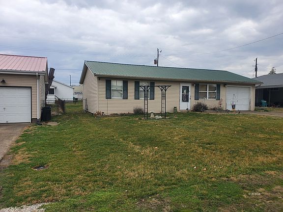 3rd image of 113 Nelson Ave