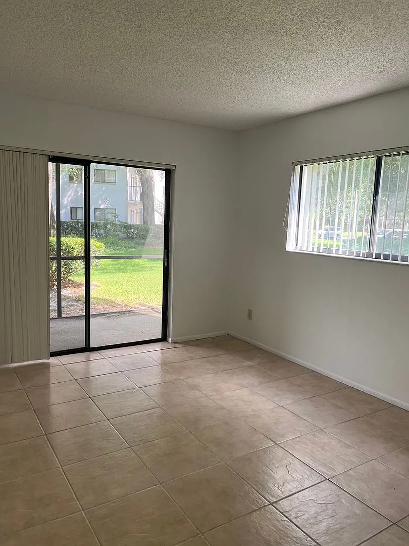 3300 Fox Chase Cir, #226, Palm Harbor, FL 34683 — Photo 3