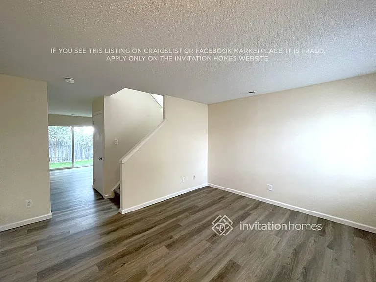5540 Anna Lee Way — Photo 3