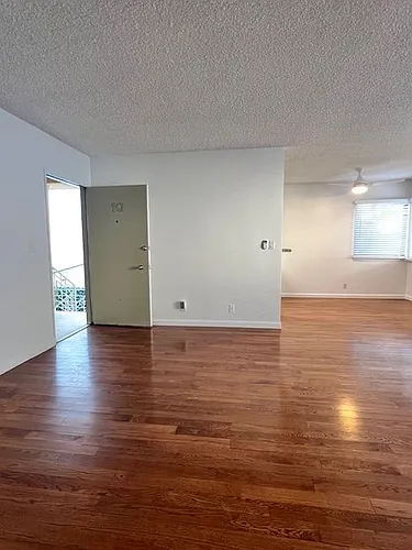 911 Lincoln Blvd #10 Photo 1