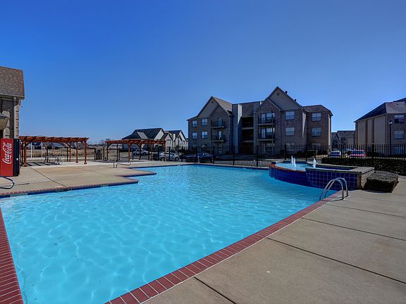 4th image of 8786 N Creek Blvd APT 08-10