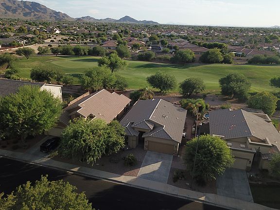 4th image of 3629 E Meadowview Dr