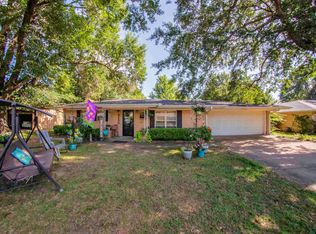 2100 Cedar St, Paris, TX 75460