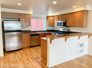8516B Nesbit Ave N, Seattle, WA 98103