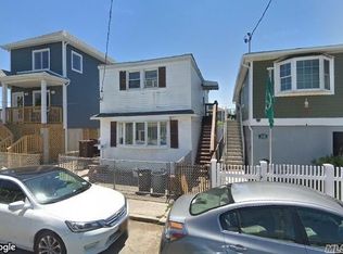 116 E 7th Rd, Far Rockaway, NY 11693