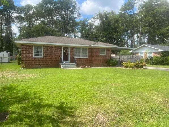 607 Cardinal Ave, Cordele, GA 31015