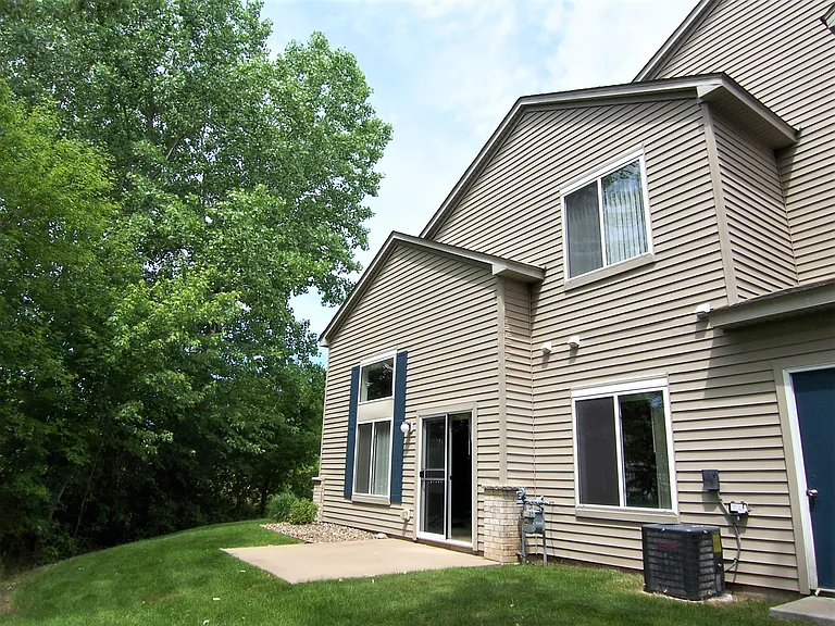 3531 Abercrombie Ln — Photo 3
