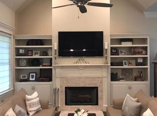 103 Braxton Dr, Youngsville, LA 70592