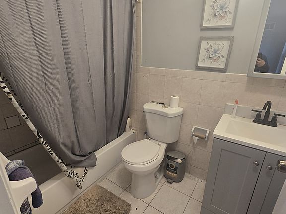 2nd image of 51 Tillinghast St #G1