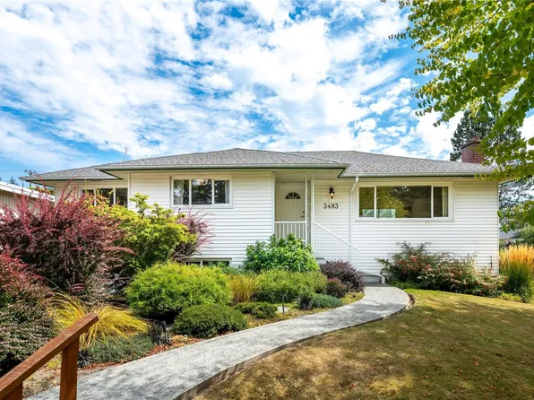 3493 Cardiff Pl, Oak Bay, BC V8P 4Y9