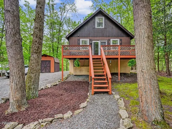3902 Navaho Ln, Lake Ariel, PA 18436
