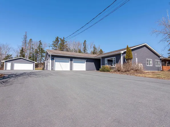 905 Windgate Dr, Beaver Bank, NS B4G 0A7