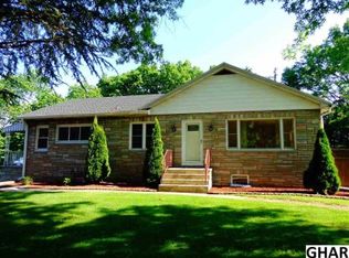 201 Garland Dr, Carlisle, PA 17013