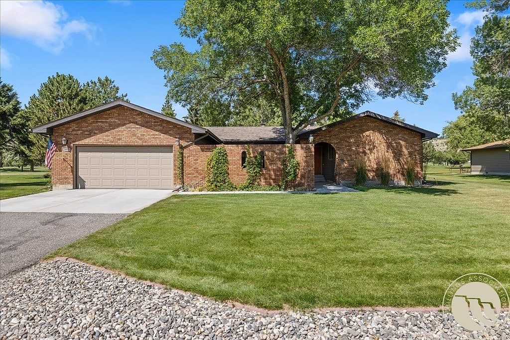 3035 Arnold Palmer Dr